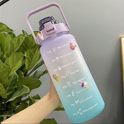 Garrafa de água de 2 litros com marcador de Hora e Frase Motivacionais (TIK TOK)